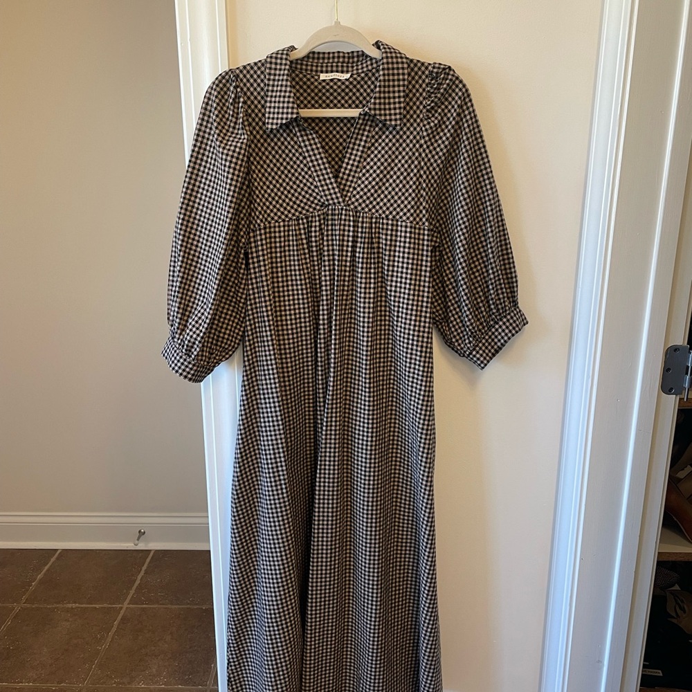 Neuflora gingham dress